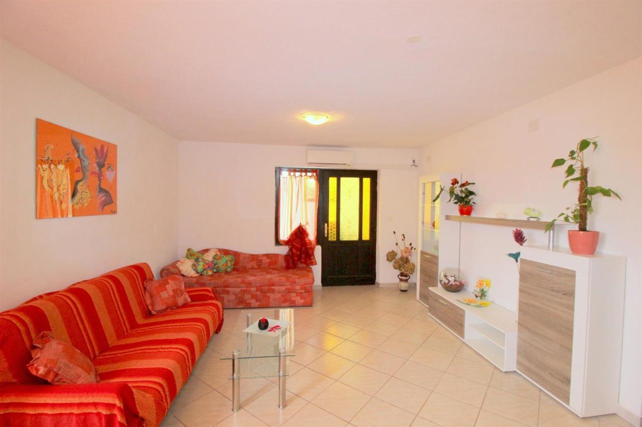 Gianna N2, 600 M From The Beach Novigrad  Bagian luar foto